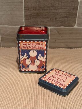 Vintage Santa's Workbench Christmas Candle Tin Reindeer Jan Shade Beach Art